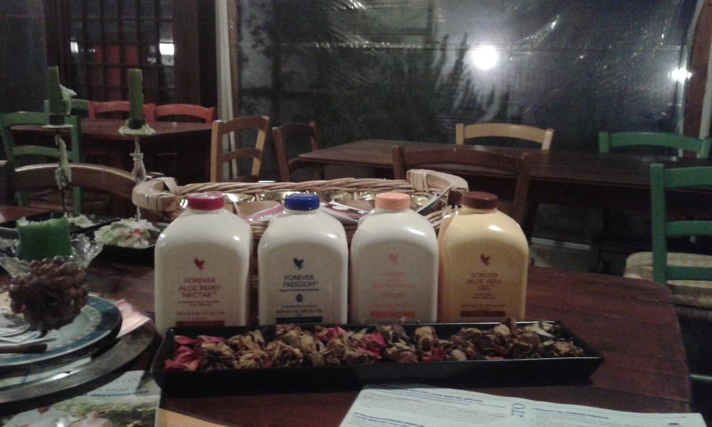 לינה וארוחת בוקר לריצ'י Agriturismo "La Rosa Canina" מראה חיצוני תמונה
